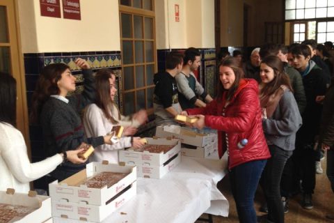 1915746_898950056870810_1605093022453113864_n