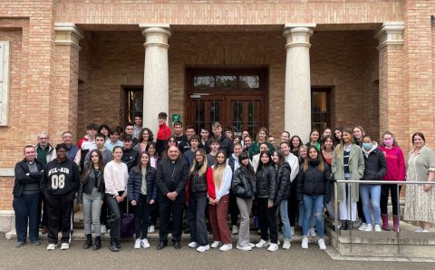 526ce7d4-95ce-4b7a-aa0e-0ee5e38ce5c4